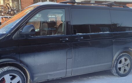 Volkswagen Multivan T5, 2010 год, 2 000 000 рублей, 4 фотография