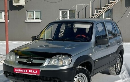 Chevrolet Niva I рестайлинг, 2015 год, 590 000 рублей, 11 фотография