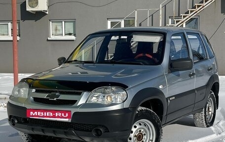 Chevrolet Niva I рестайлинг, 2015 год, 590 000 рублей, 7 фотография