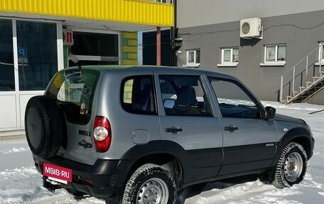 Chevrolet Niva I рестайлинг, 2015 год, 590 000 рублей, 34 фотография