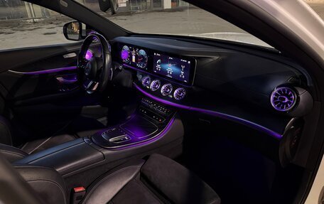 Mercedes-Benz E-Класс, 2020 год, 3 790 000 рублей, 23 фотография