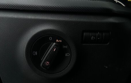 Volkswagen Polo VI (EU Market), 2020 год, 1 600 000 рублей, 17 фотография