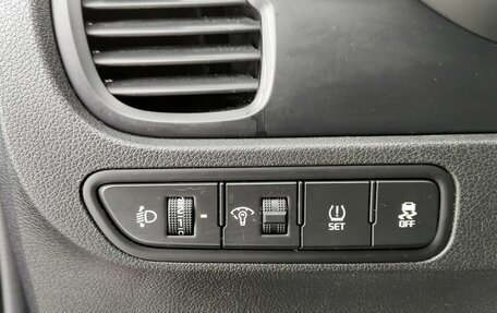 KIA Rio IV, 2017 год, 1 220 000 рублей, 18 фотография