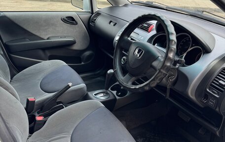 Honda Fit III, 2002 год, 370 000 рублей, 4 фотография
