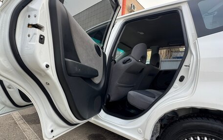 Honda Fit III, 2002 год, 370 000 рублей, 12 фотография