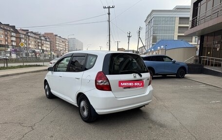 Honda Fit III, 2002 год, 370 000 рублей, 2 фотография