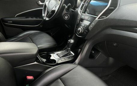 Hyundai Santa Fe III рестайлинг, 2017 год, 2 290 000 рублей, 13 фотография