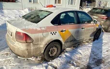 Volkswagen Polo VI (EU Market), 2018 год, 420 000 рублей, 4 фотография