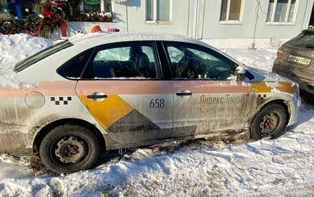 Volkswagen Polo VI (EU Market), 2018 год, 420 000 рублей, 3 фотография