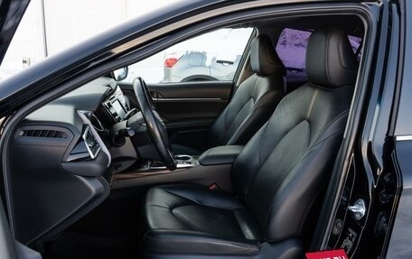 Toyota Camry, 2018 год, 2 835 000 рублей, 10 фотография