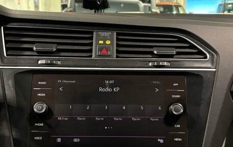 Volkswagen Tiguan II, 2017 год, 2 700 000 рублей, 11 фотография