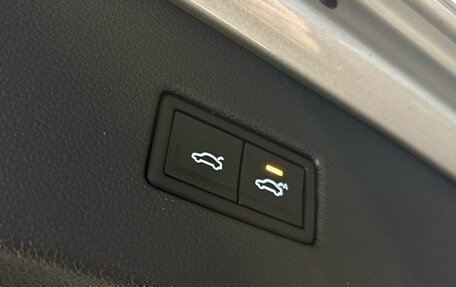 Volkswagen Tiguan II, 2017 год, 2 700 000 рублей, 24 фотография