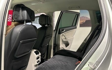 Volkswagen Tiguan II, 2017 год, 2 700 000 рублей, 31 фотография