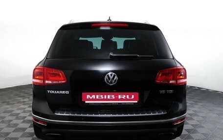 Volkswagen Touareg III, 2016 год, 2 390 000 рублей, 6 фотография