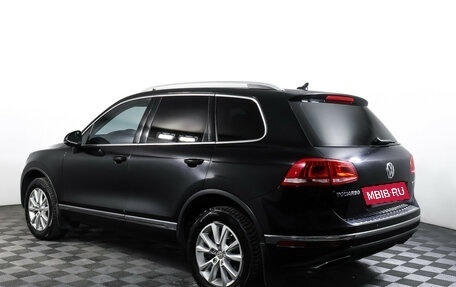 Volkswagen Touareg III, 2016 год, 2 390 000 рублей, 7 фотография