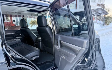 Mitsubishi Pajero IV, 2014 год, 2 790 000 рублей, 6 фотография