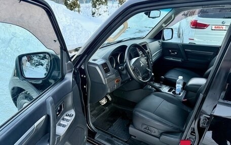 Mitsubishi Pajero IV, 2014 год, 2 790 000 рублей, 9 фотография