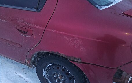 Dodge Neon II, 2004 год, 230 000 рублей, 5 фотография