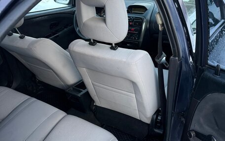 Mitsubishi Carisma I, 2001 год, 300 000 рублей, 11 фотография