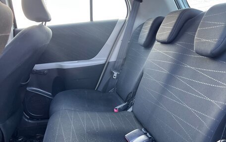 Toyota Yaris III рестайлинг, 2007 год, 550 000 рублей, 11 фотография