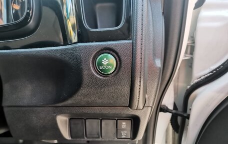 Honda Shuttle II, 2016 год, 1 300 000 рублей, 14 фотография