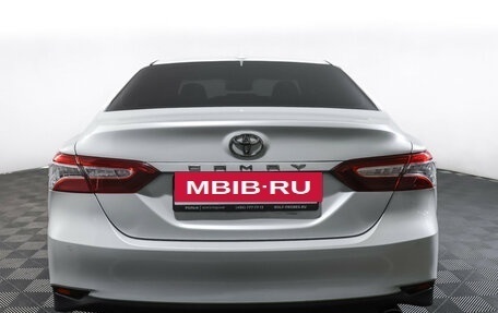 Toyota Camry, 2018 год, 2 679 000 рублей, 6 фотография