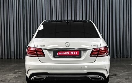 Mercedes-Benz E-Класс, 2013 год, 2 300 000 рублей, 4 фотография