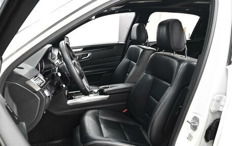 Mercedes-Benz E-Класс, 2013 год, 2 300 000 рублей, 10 фотография