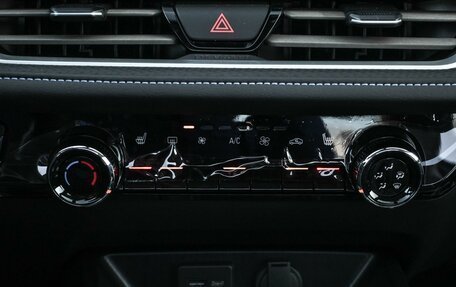 Chevrolet Monza, 2023 год, 2 274 000 рублей, 21 фотография