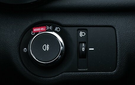 Chevrolet Monza, 2023 год, 2 274 000 рублей, 15 фотография