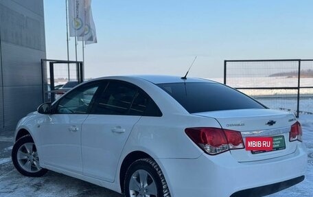 Chevrolet Cruze II, 2011 год, 599 000 рублей, 4 фотография