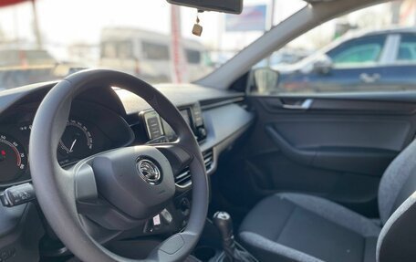 Skoda Rapid II, 2020 год, 1 400 000 рублей, 10 фотография