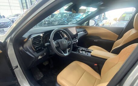 Lexus RX IV рестайлинг, 2025 год, 7 899 000 рублей, 8 фотография