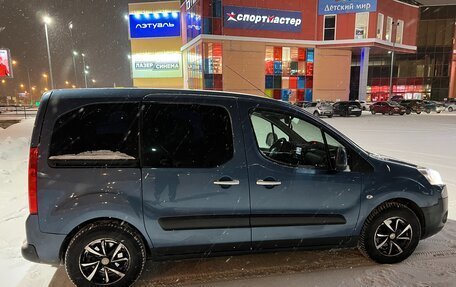 Peugeot Partner II рестайлинг 2, 2011 год, 630 000 рублей, 4 фотография