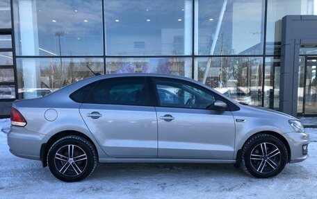 Volkswagen Polo VI (EU Market), 2018 год, 1 200 000 рублей, 6 фотография