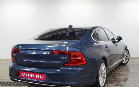 Volvo S90 II рестайлинг, 2017 год, 2 030 000 рублей, 3 фотография