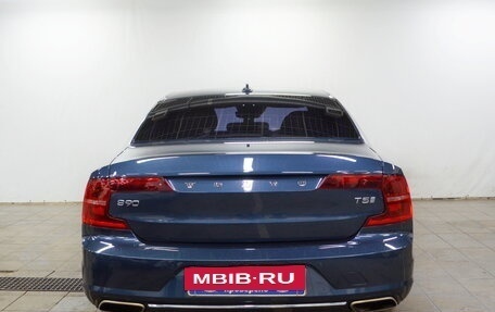 Volvo S90 II рестайлинг, 2017 год, 2 030 000 рублей, 7 фотография