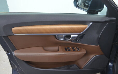 Volvo S90 II рестайлинг, 2017 год, 2 030 000 рублей, 17 фотография