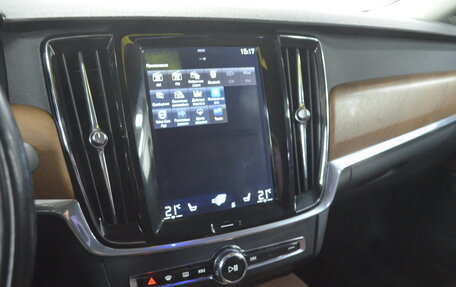 Volvo S90 II рестайлинг, 2017 год, 2 030 000 рублей, 21 фотография