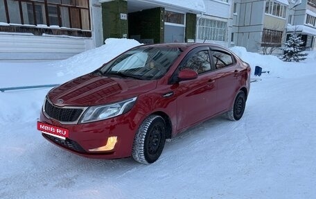 KIA Rio III рестайлинг, 2012 год, 820 000 рублей, 2 фотография