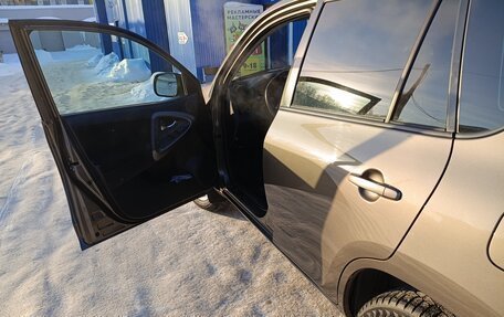 Toyota RAV4, 2011 год, 1 540 000 рублей, 4 фотография