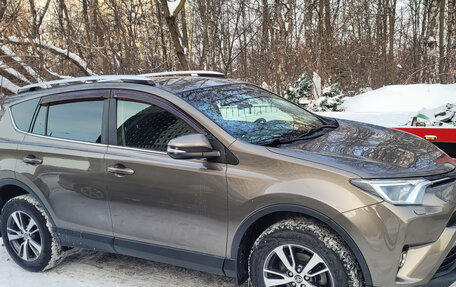 Toyota RAV4, 2015 год, 2 550 000 рублей, 4 фотография