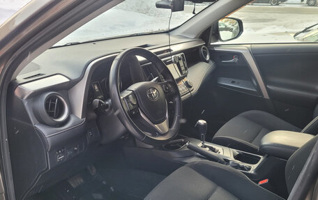 Toyota RAV4, 2015 год, 2 550 000 рублей, 12 фотография