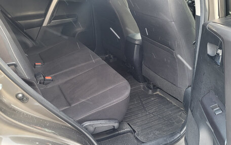 Toyota RAV4, 2015 год, 2 550 000 рублей, 18 фотография