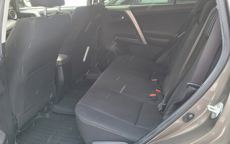 Toyota RAV4, 2015 год, 2 550 000 рублей, 17 фотография