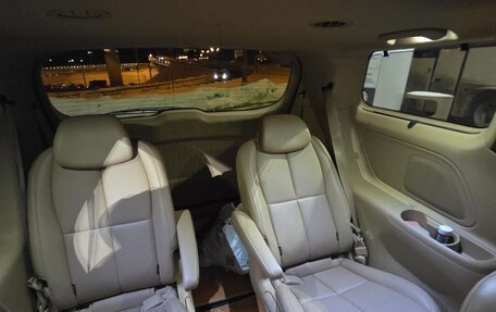 KIA Carnival III, 2019 год, 2 550 000 рублей, 7 фотография