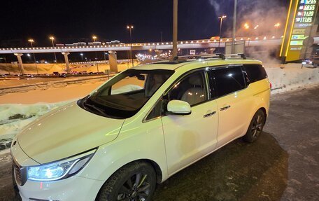 KIA Carnival III, 2019 год, 2 550 000 рублей, 10 фотография