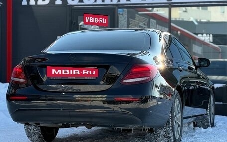 Mercedes-Benz E-Класс, 2016 год, 1 799 000 рублей, 11 фотография