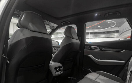 Geely Atlas, 2025 год, 3 300 000 рублей, 16 фотография