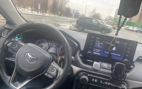 Toyota RAV4, 2019 год, 3 960 000 рублей, 4 фотография